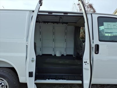 2025 Chevrolet Express Cargo 2500 Base
