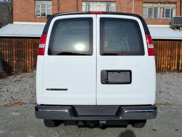 2025 Chevrolet Express Cargo Base
