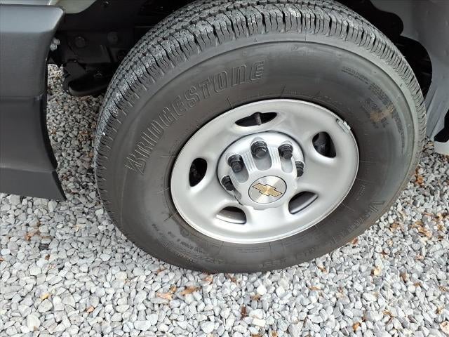 2025 Chevrolet Express Cargo 2500 Base