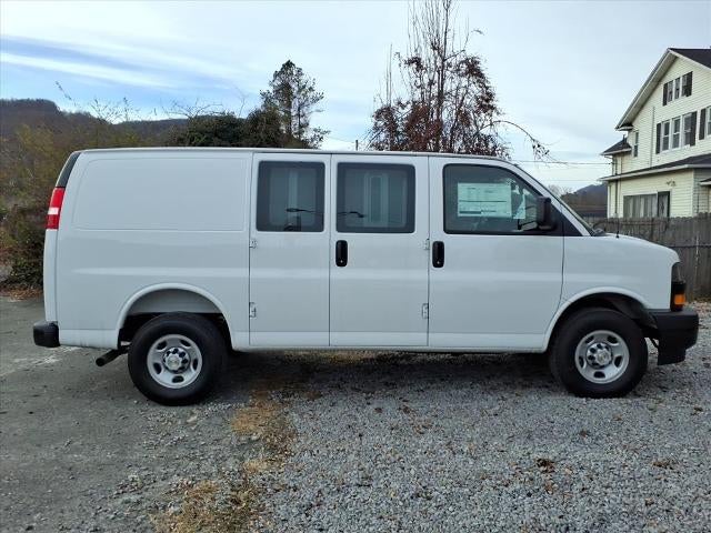 2025 Chevrolet Express Cargo 2500 Base