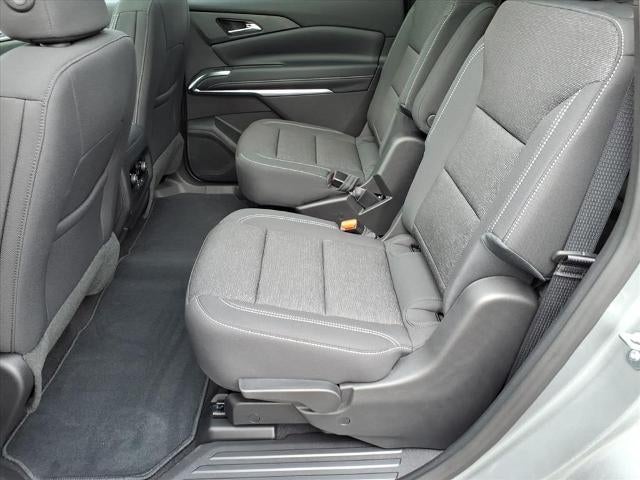 2027 Chevrolet Traverse LT - Photo 14