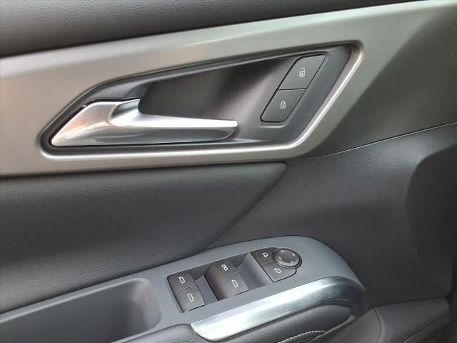 2027 Chevrolet Traverse LT - Photo 17
