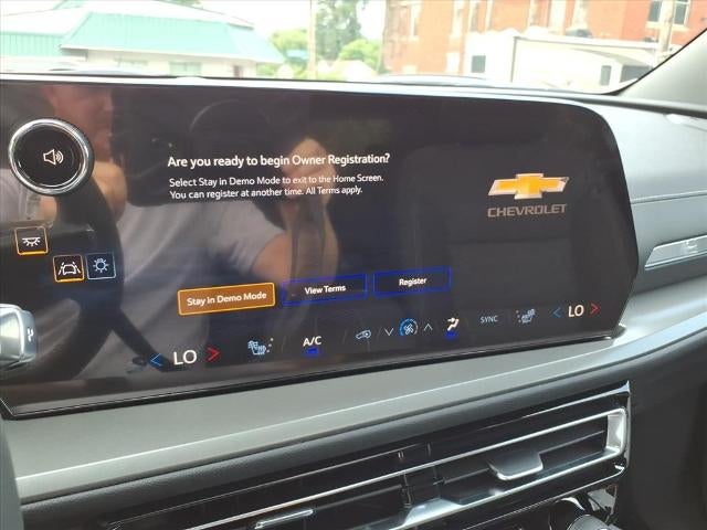 2027 Chevrolet Traverse LT - Photo 23