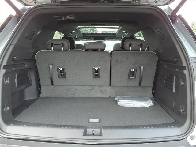 2027 Chevrolet Traverse LT - Photo 8