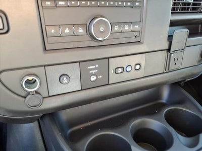 2025 Chevrolet Express Cutaway 3500 Base