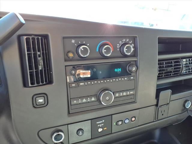 2025 Chevrolet Express Cutaway 3500 Base