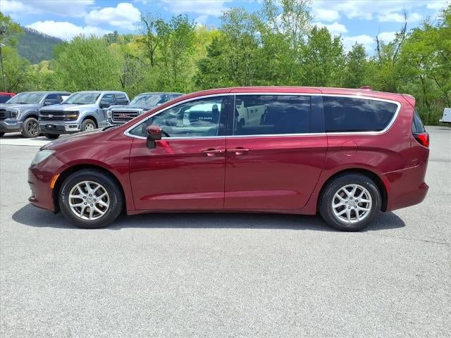 Used 2017 Chrysler Pacifica Touring with VIN 2C4RC1DG6HR508907 for sale in Big Stone Gap, VA