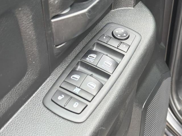 2020 RAM 1500 Classic Express Crew Cab 4x2 5'7" Box