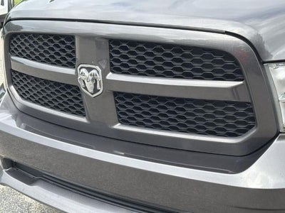 2020 RAM 1500 Classic Express Crew Cab 4x2 5'7" Box