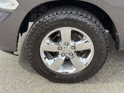 2020 RAM 1500 Classic Express Crew Cab 4x2 5'7" Box