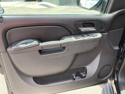 2012 Chevrolet Avalanche LS