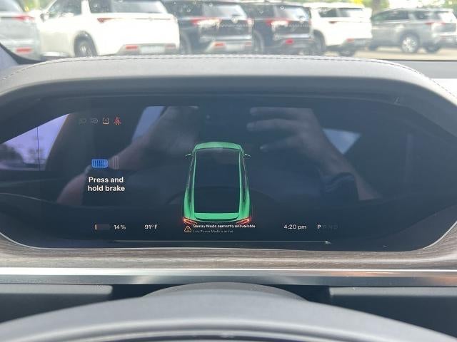 2023 Tesla Model X Base