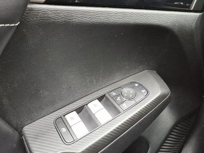 2024 Mitsubishi Outlander Plug-In Hybrid SE