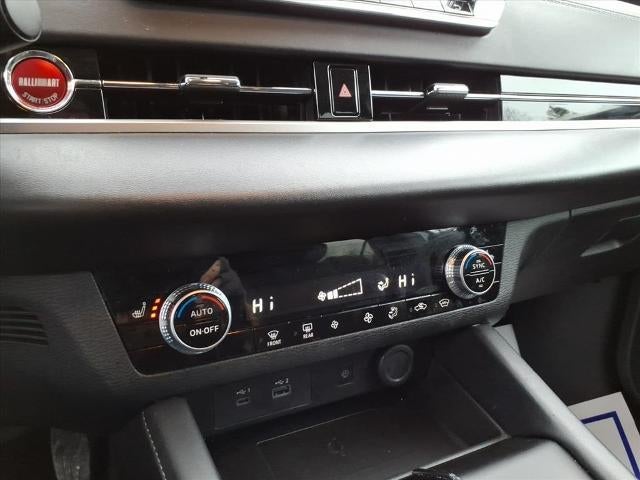 2024 Mitsubishi Outlander Plug-In Hybrid SE