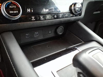 2024 Mitsubishi Outlander Plug-In Hybrid SE