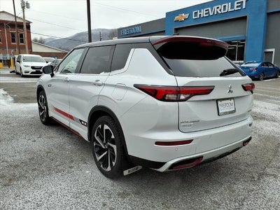 2024 Mitsubishi Outlander Plug-In Hybrid SE