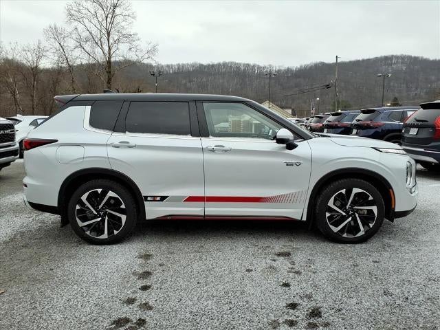2024 Mitsubishi Outlander Plug-In Hybrid SE
