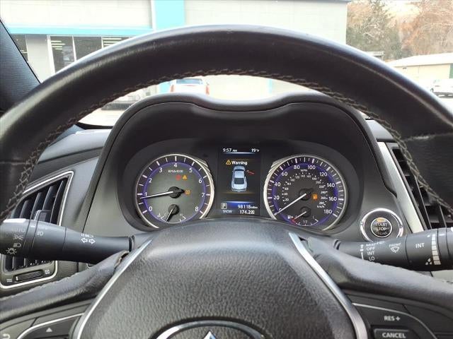 2017 INFINITI Q60 2.0t Premium