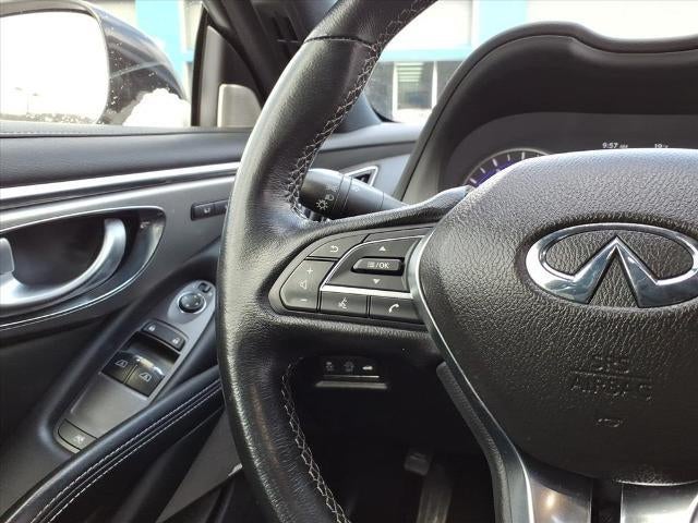 2017 INFINITI Q60 2.0t Premium