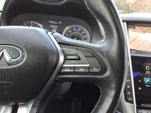 2017 INFINITI Q60 2.0t Premium