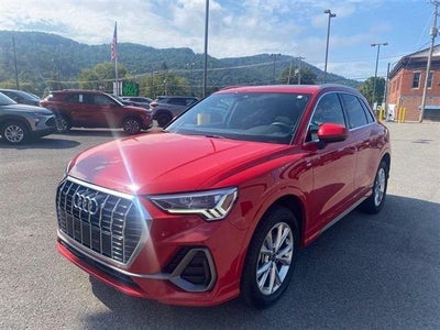 2025 Audi Q3 S line Premium