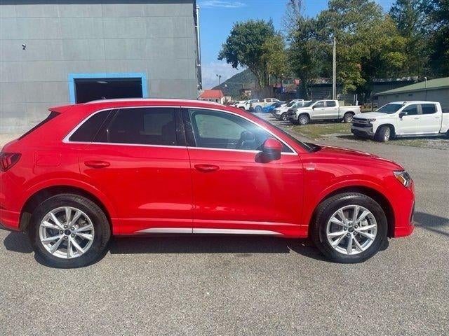 2025 Audi Q3 S line Premium