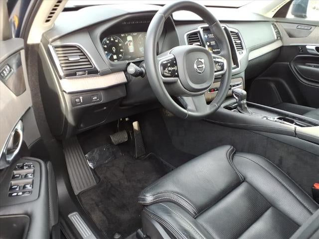 2022 Volvo XC90 Inscription