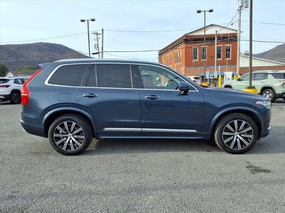 2022 Volvo XC90 Inscription