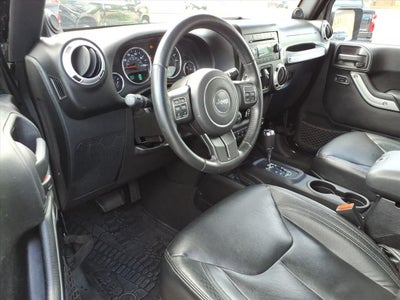 2014 Jeep Wrangler Unlimited Sahara 4wd