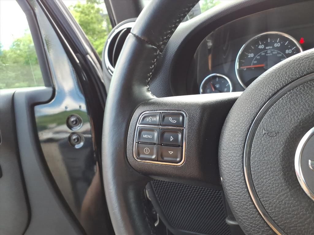 2014 Jeep Wrangler Unlimited Sahara 4wd