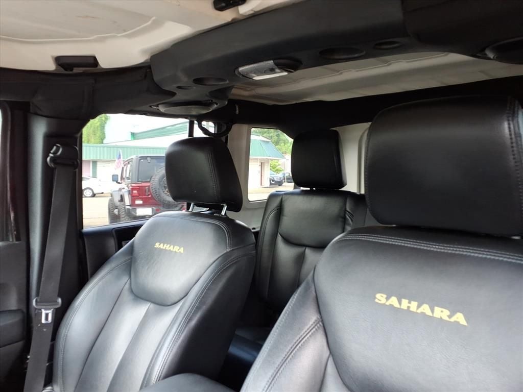 2014 Jeep Wrangler Unlimited Sahara 4wd