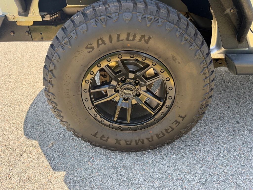 2012 Jeep Wrangler Unlimited Sahara Altitude
