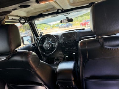 2012 Jeep Wrangler Unlimited Sahara Altitude