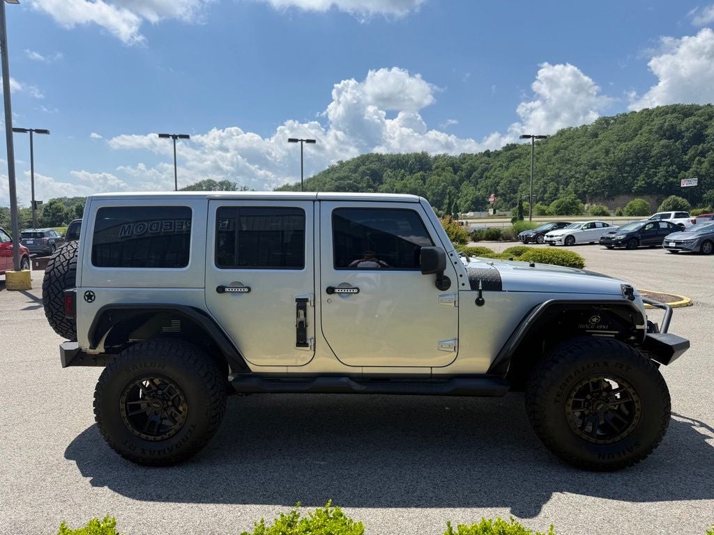 2012 Jeep Wrangler Unlimited Sahara Altitude