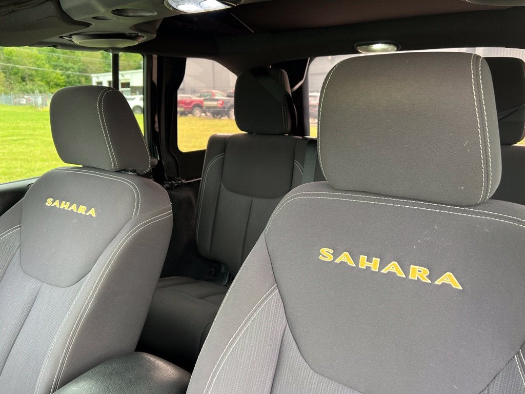 2013 Jeep Wrangler Unlimited Sahara
