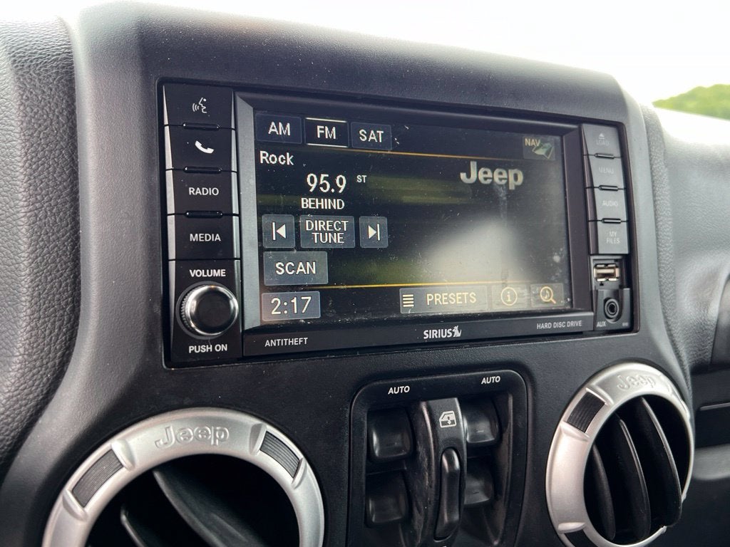 2013 Jeep Wrangler Unlimited Sahara