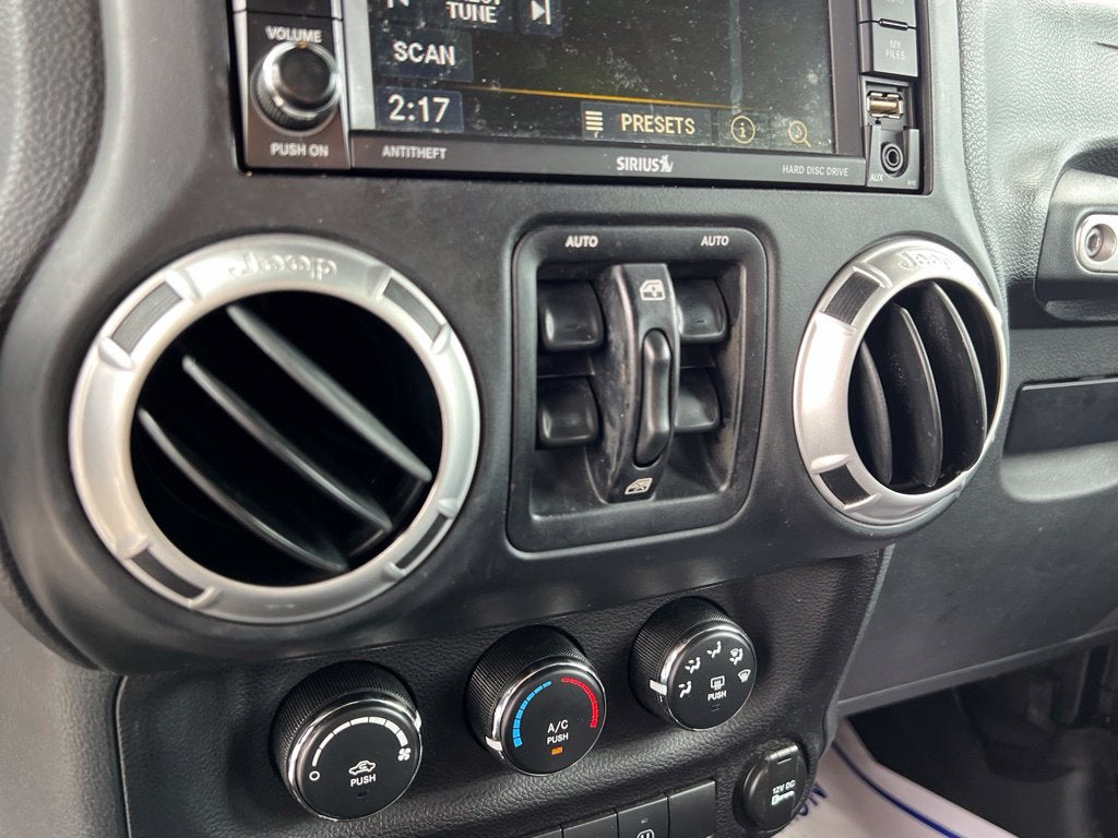 2013 Jeep Wrangler Unlimited Sahara