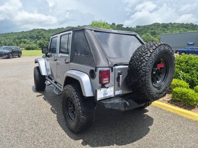 2013 Jeep Wrangler Unlimited Sahara