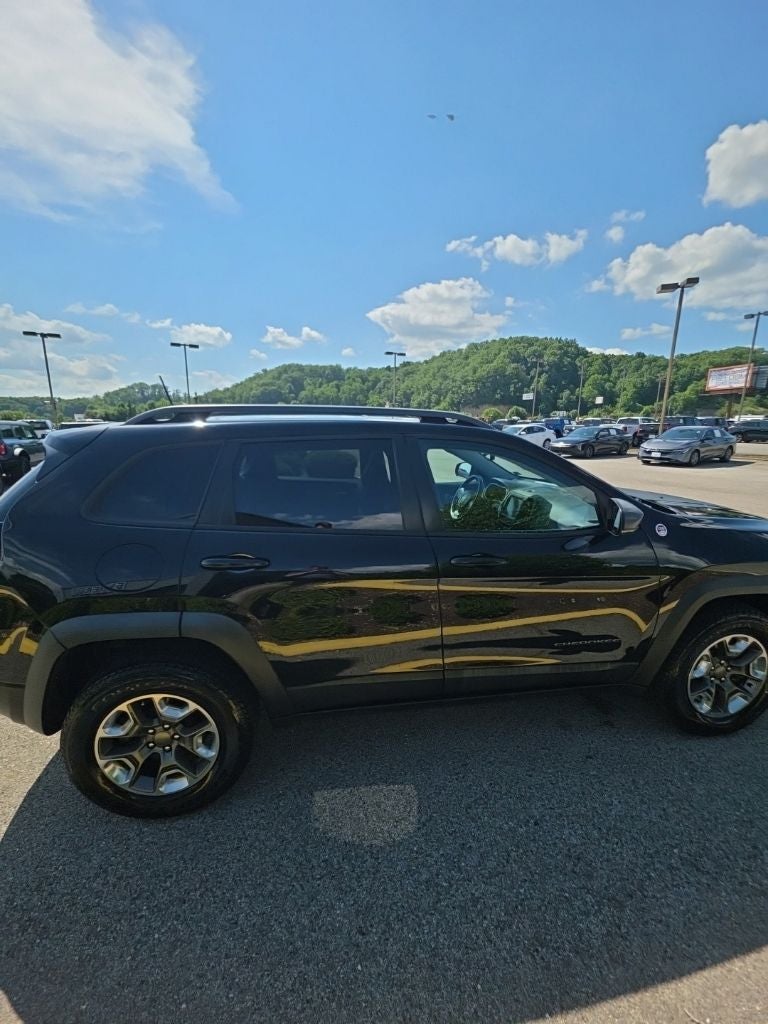 2019 Jeep Cherokee Trailhawk