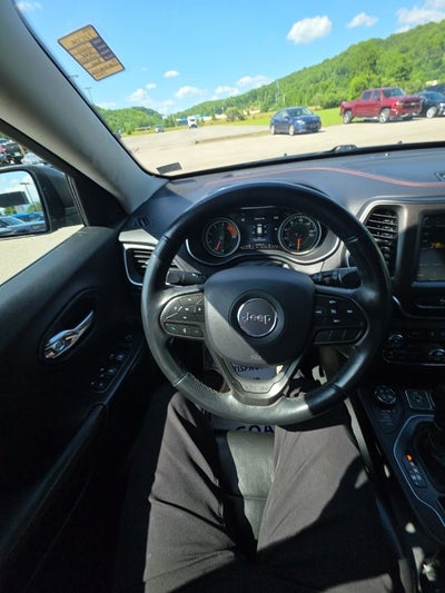 2019 Jeep Cherokee Trailhawk