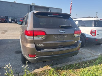 2020 Jeep Grand Cherokee Laredo 4x4