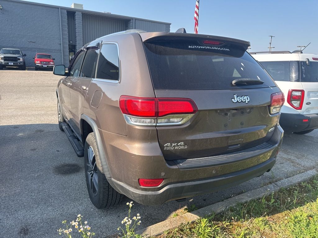 2020 Jeep Grand Cherokee Laredo 4x4