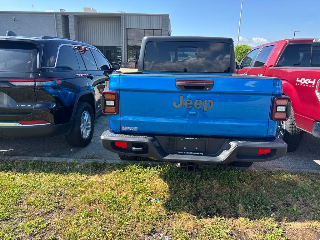 2021 Jeep Gladiator Sport