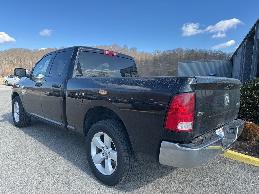 2024 RAM 1500 Classic SLT