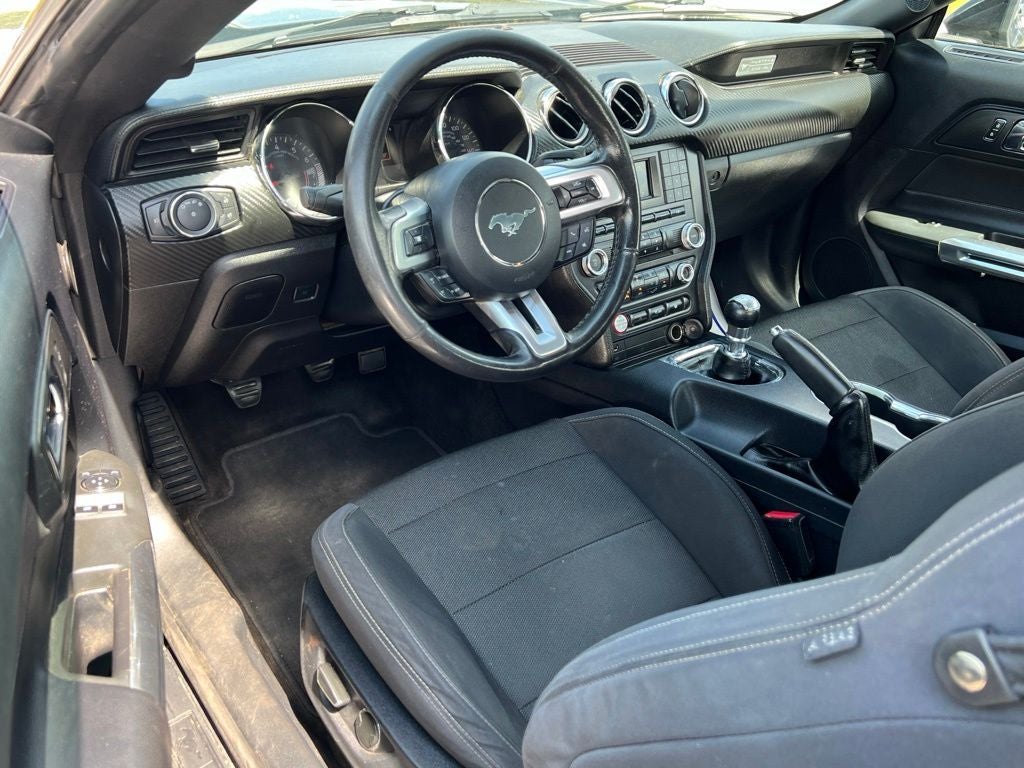 2016 Ford Mustang V6
