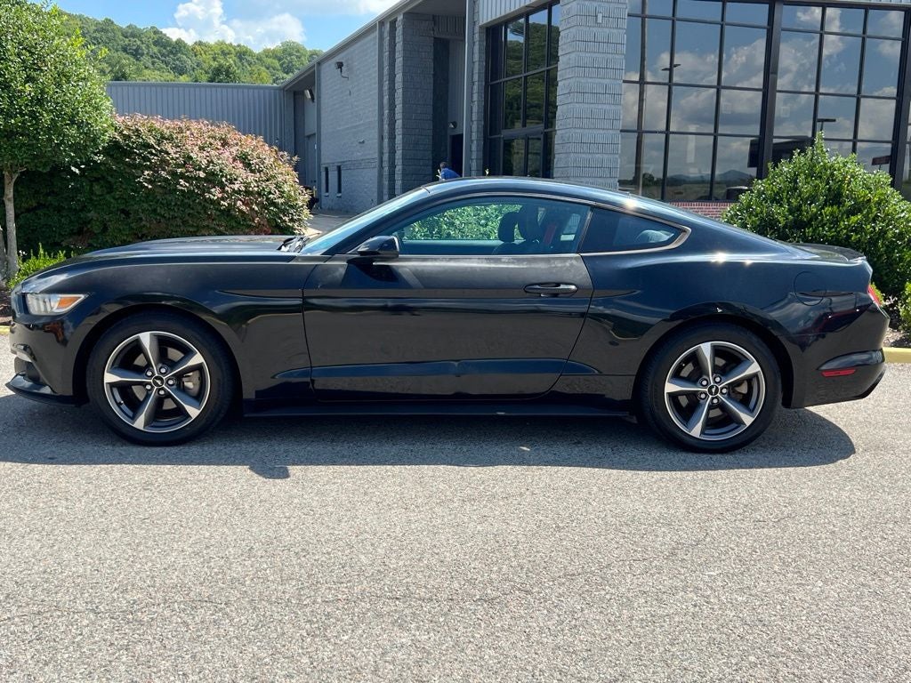 2016 Ford Mustang V6
