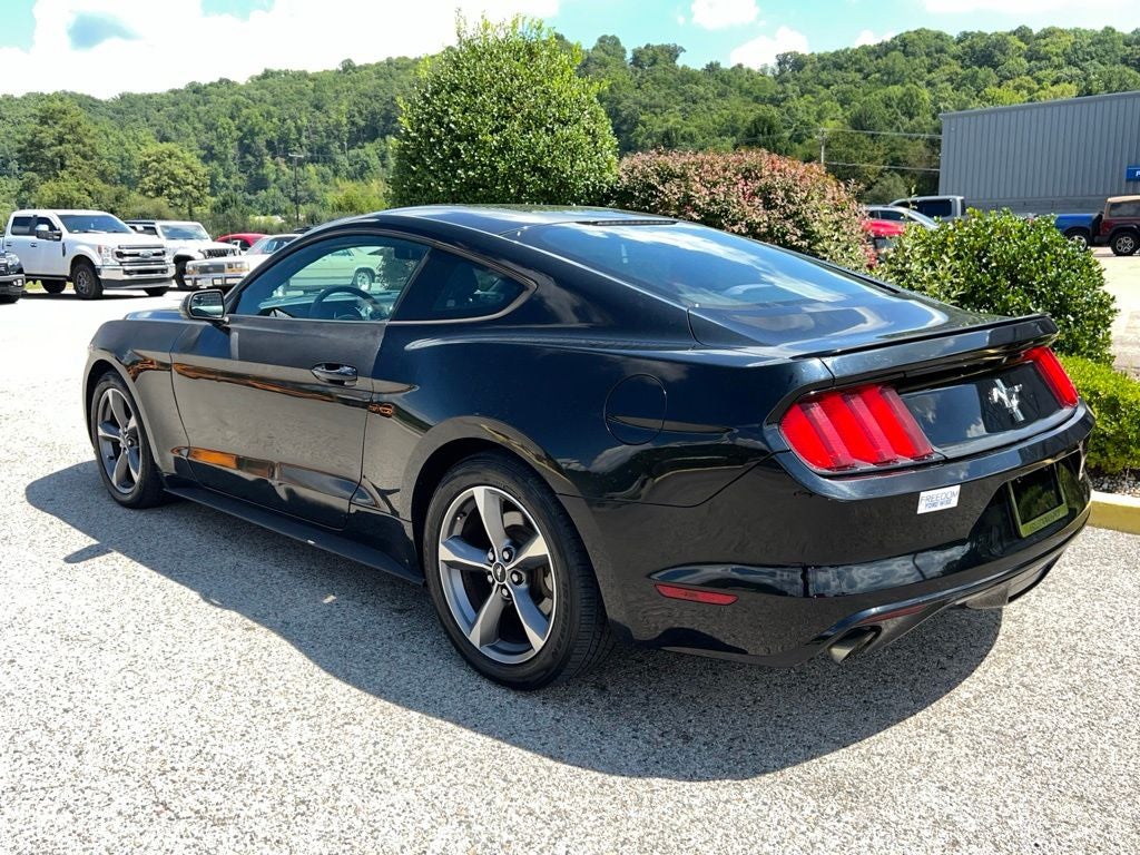 2016 Ford Mustang V6