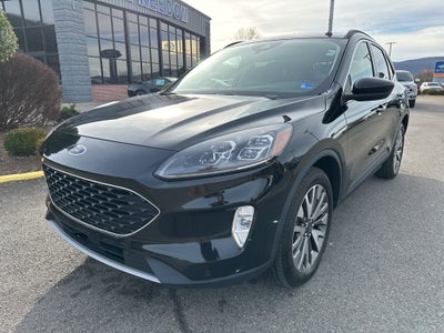 2022 Ford Escape Hybrid Titanium