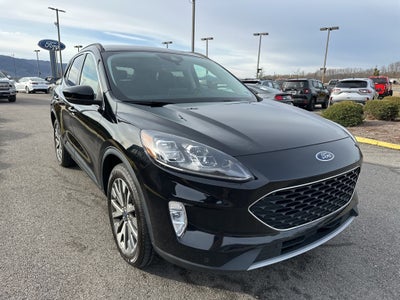 2022 Ford Escape Hybrid Titanium