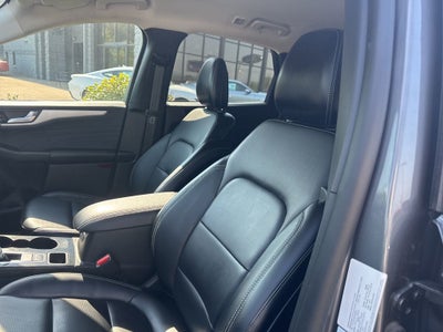 2024 Ford Escape Platinum